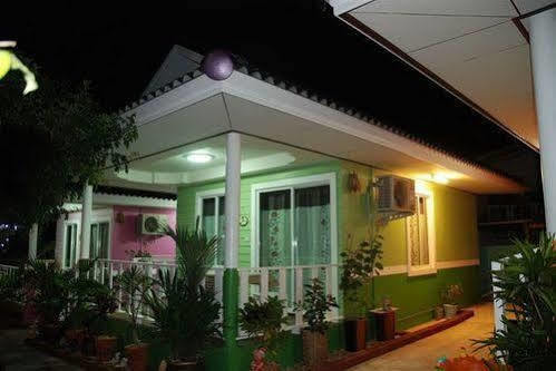 Baan Im Em Hotel Pattaya Exterior foto